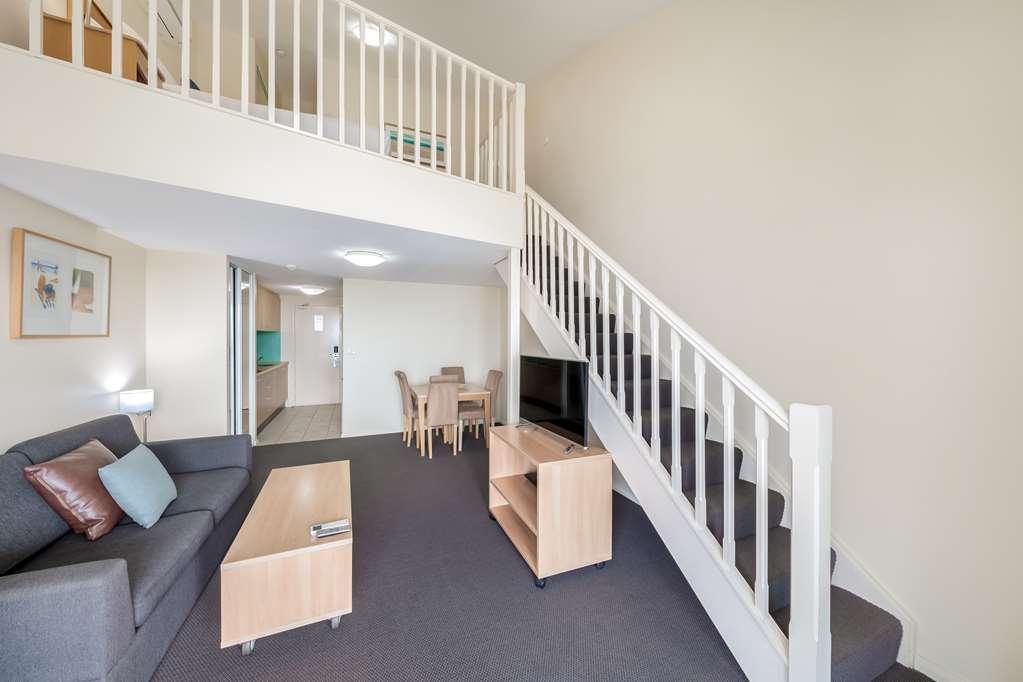 Oaks The Entrance Waterfront Suites Kamer foto