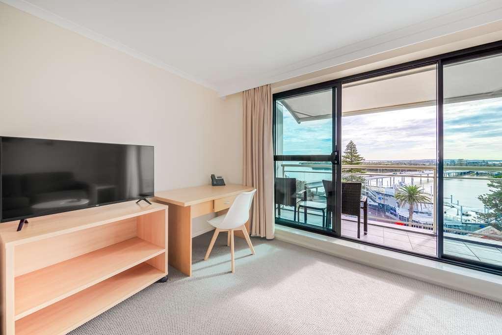 Oaks The Entrance Waterfront Suites Kamer foto