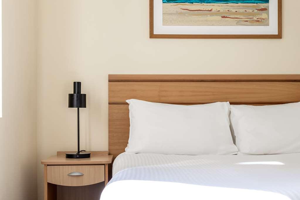 Oaks The Entrance Waterfront Suites Kamer foto